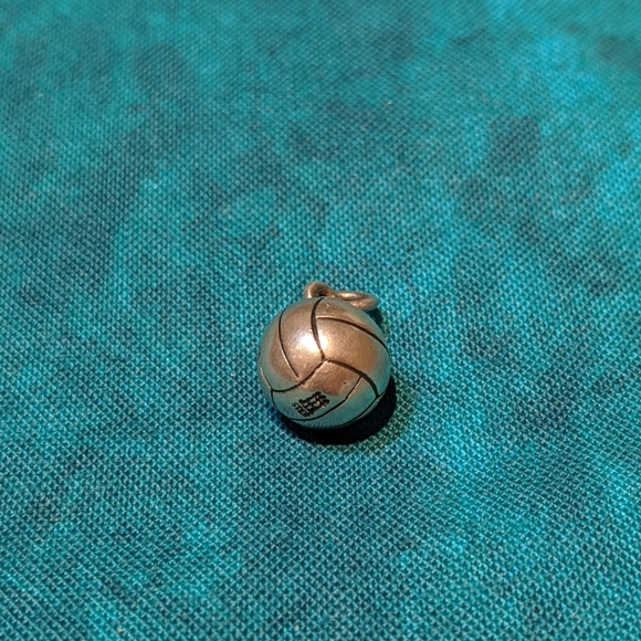 James Avery Volleyball charm - Picture 4 of 7